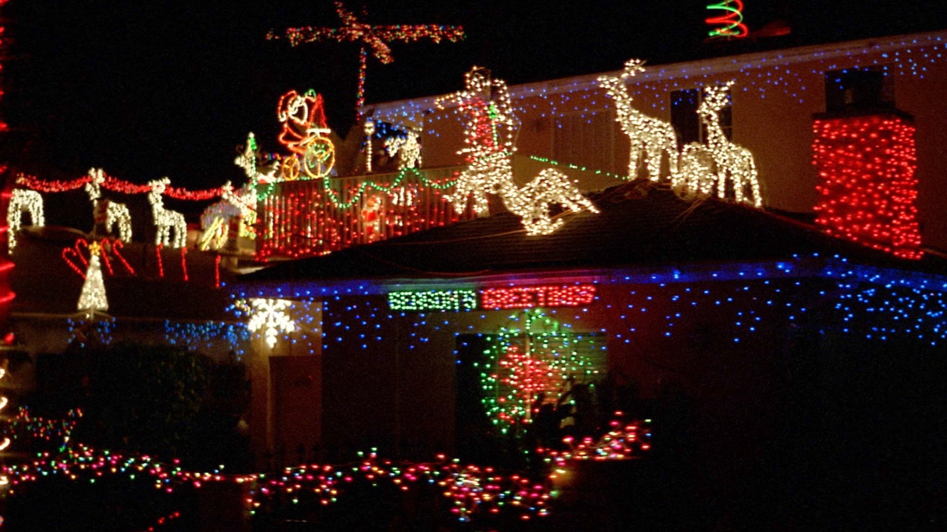 Restaurants Open On Christmas Day 2022 Grand Rapids Mi Christmas 2021: What Stores Are Open? What Restaurants Are Open? |  Wzzm13.Com