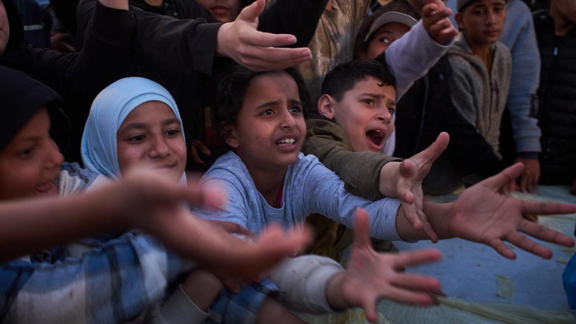 Trump urged to extend Iran deadline by Pakistan's prime minister