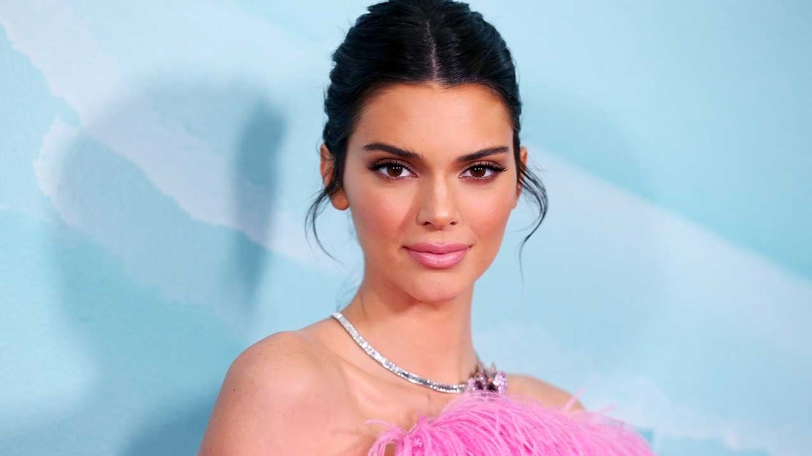 Kendall Jenner Wipes Out While Snowboarding in TikTok Debut
