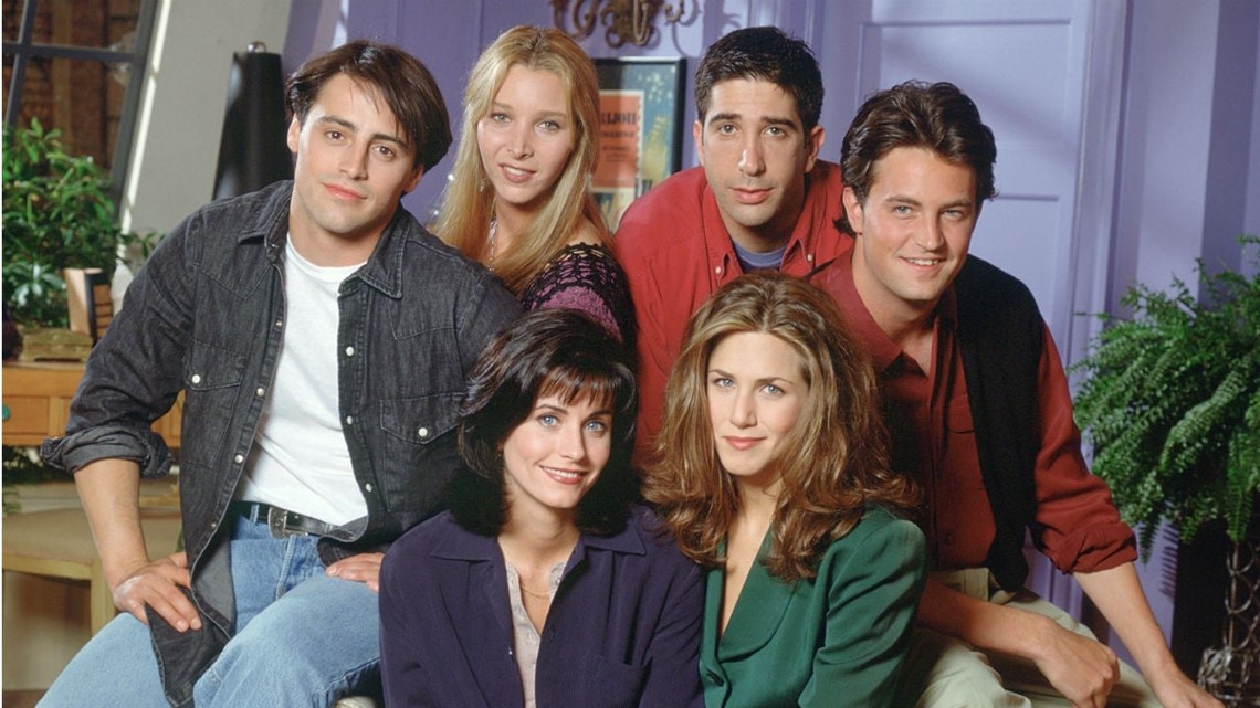 Happy Anniversary Monica & Chandler: Revisit Friends Romance