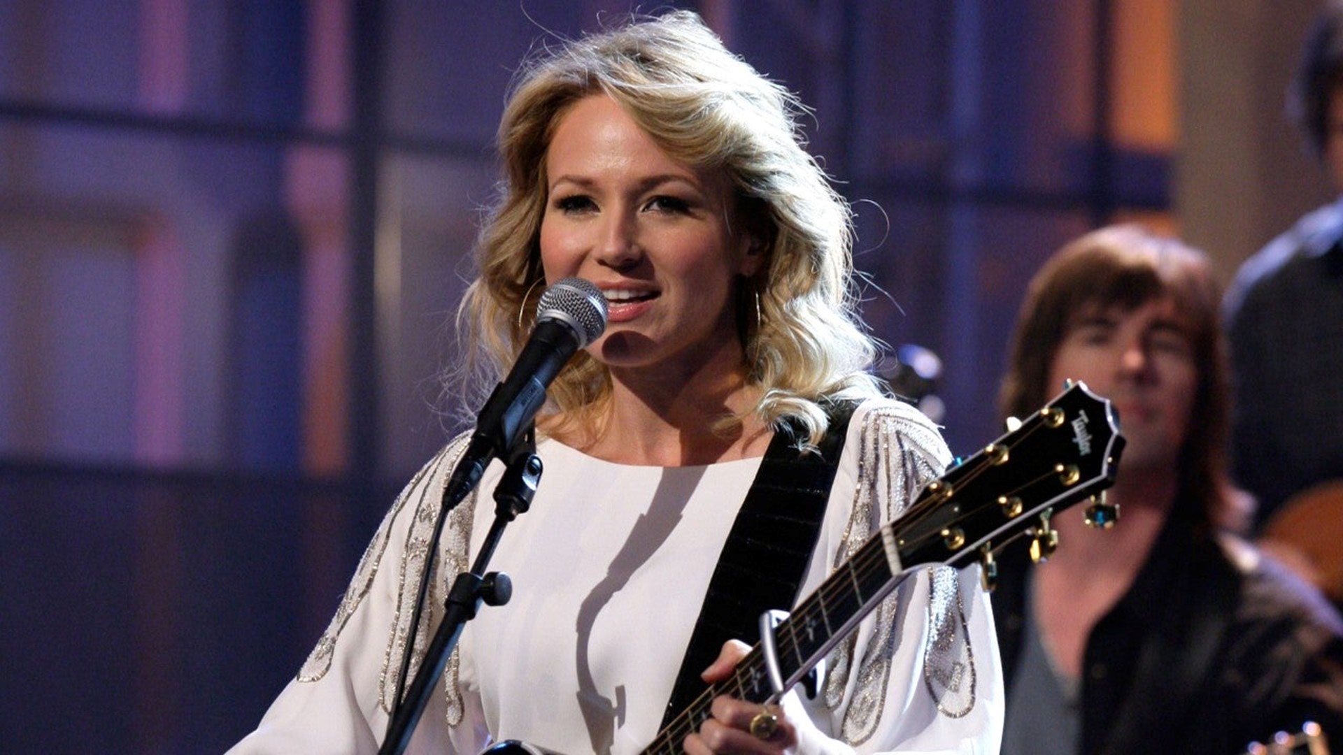 Jewel Is Releasing a 25th Anniversary Package of Her Debut Album 'Pieces of You'