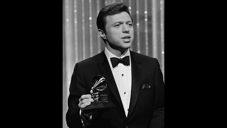 Steve Lawrence, Steve and Eydie Singer & ‘Blues Brothers’ Actor, Dead