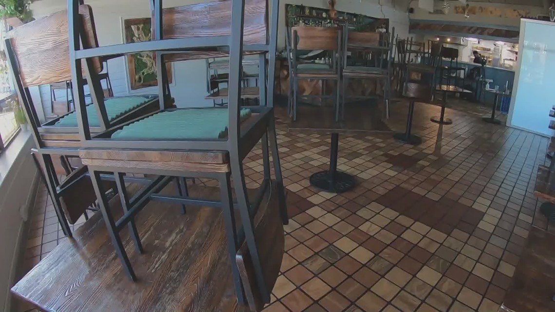 Iowa Restaurant Association, in letter to Gov. Reynolds, urges her to modify proclamation