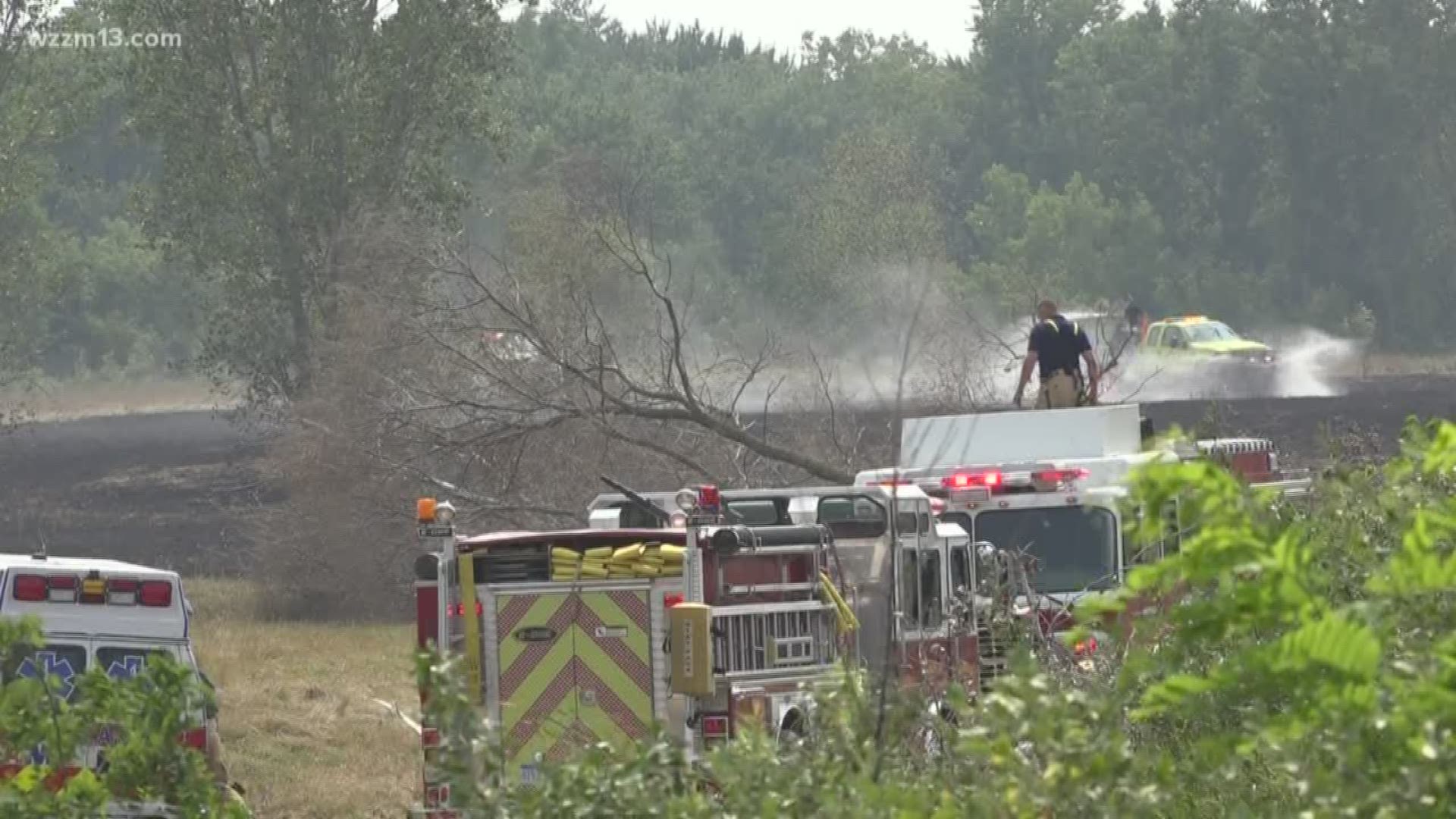 Emergency crews put out brush fire in Walker