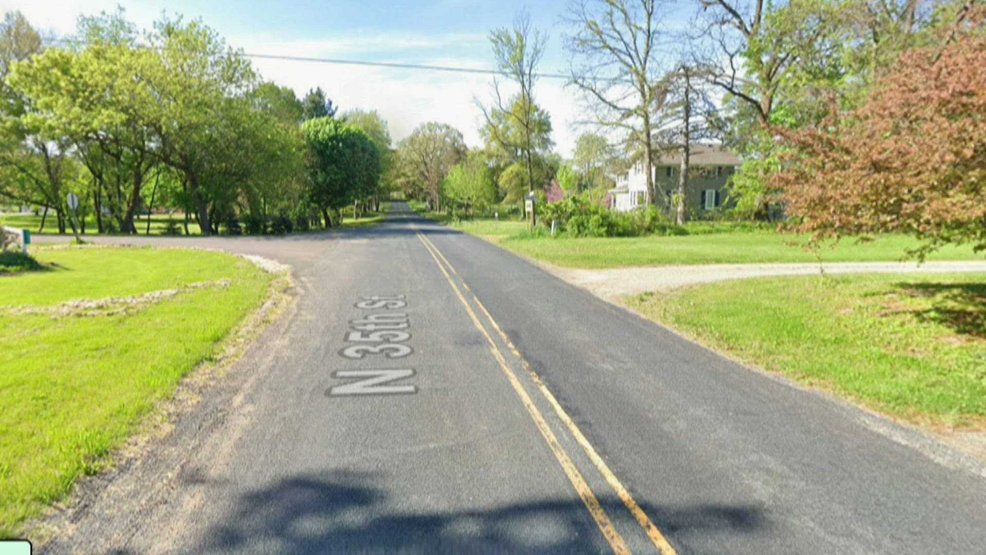 Woman killed in crash near Richland, victim not yet identified | wzzm13.com