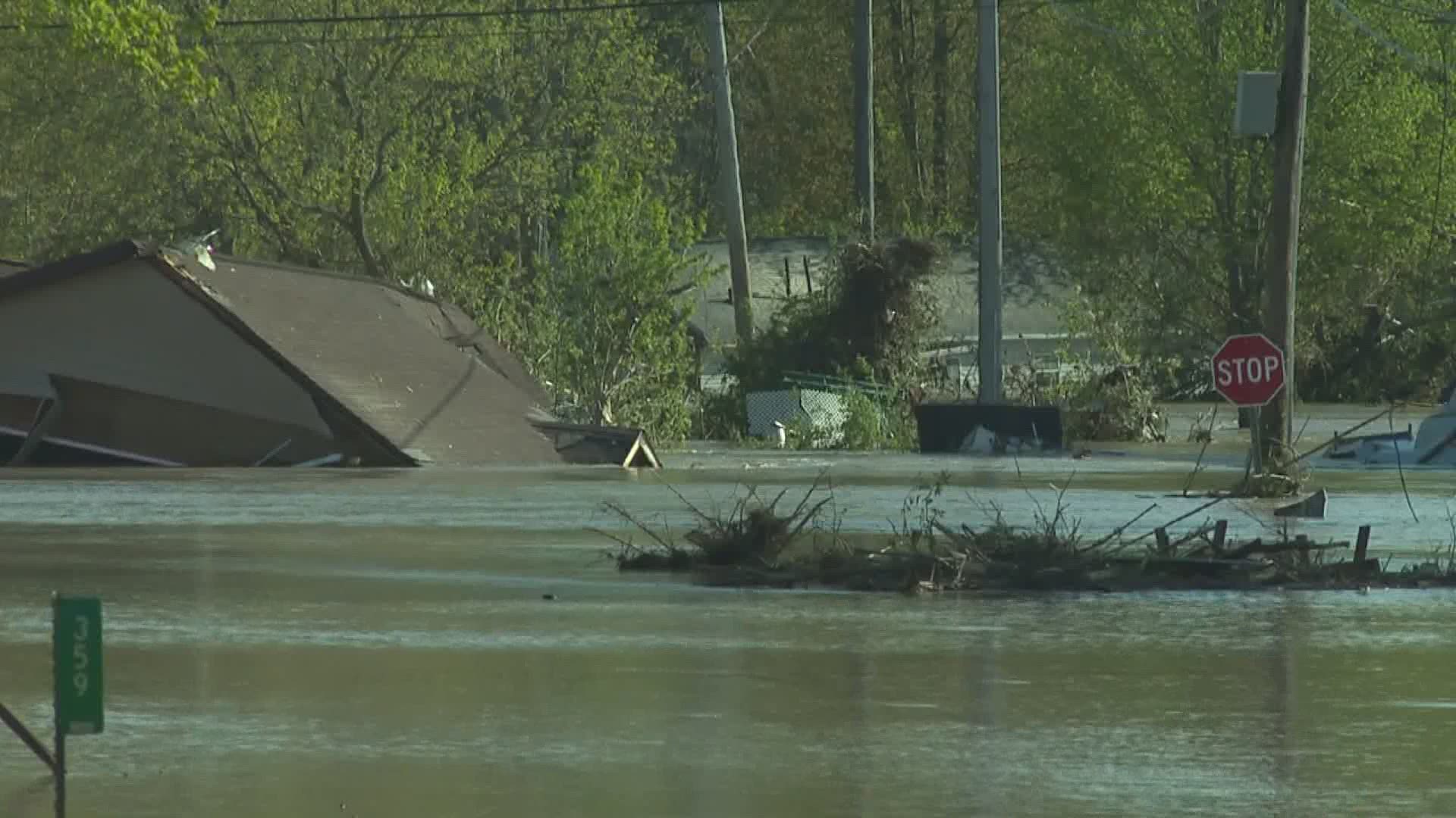 Midland flood displaces thousands, threatens chemical plant. Gov. Whitmer requests federal emergency declaration to aid in flood response.