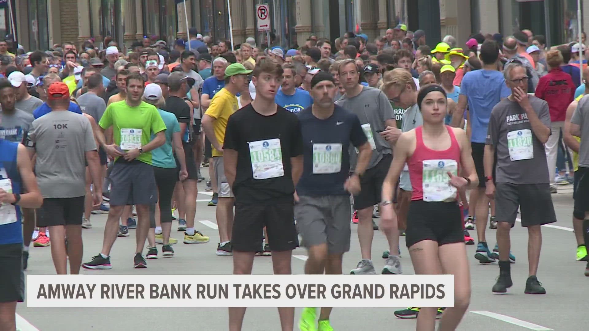 It was an early start for more than 10,000 people taking part in the Amway River Bank Run.