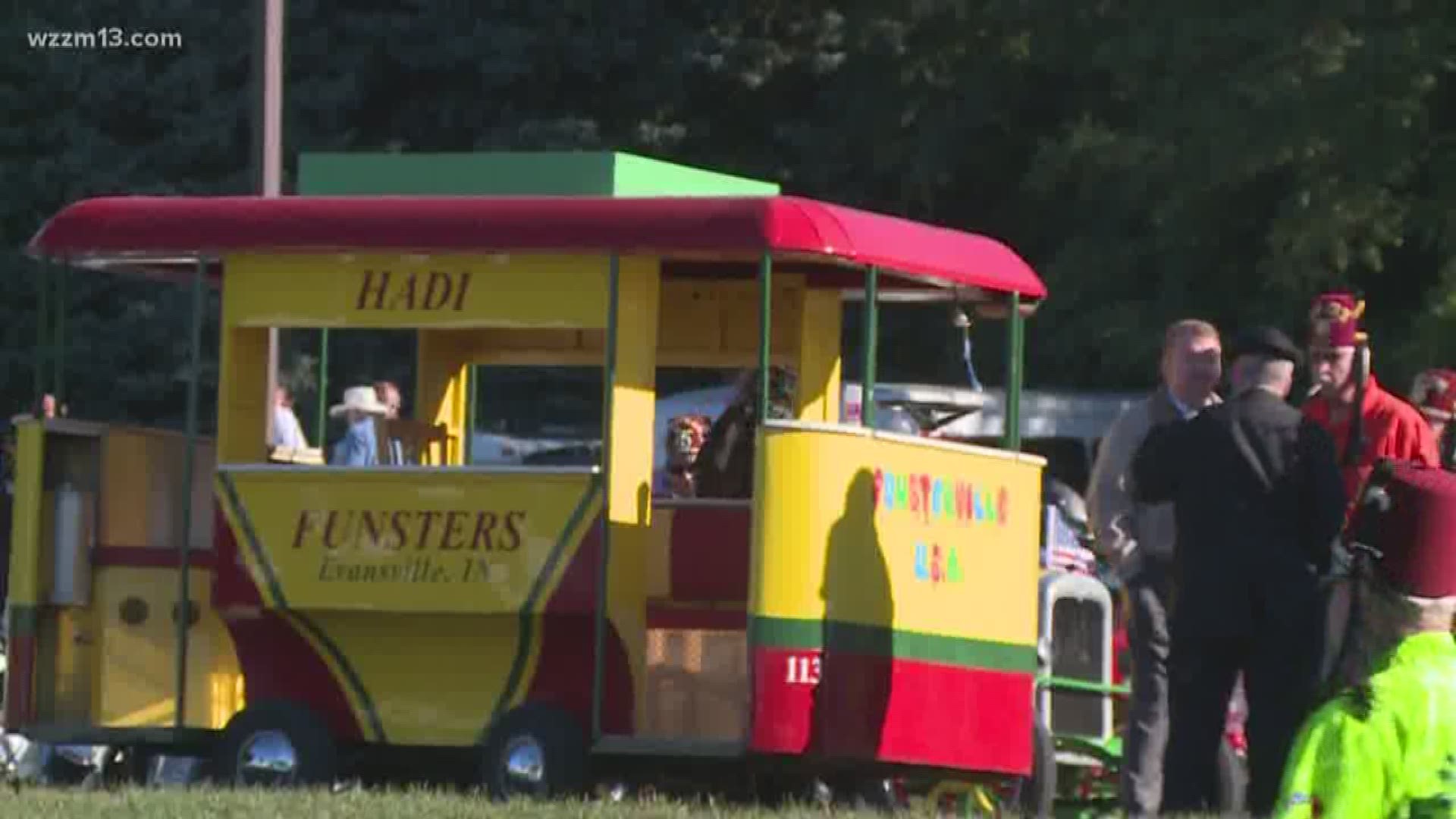 Shriners holds parade in Cascade