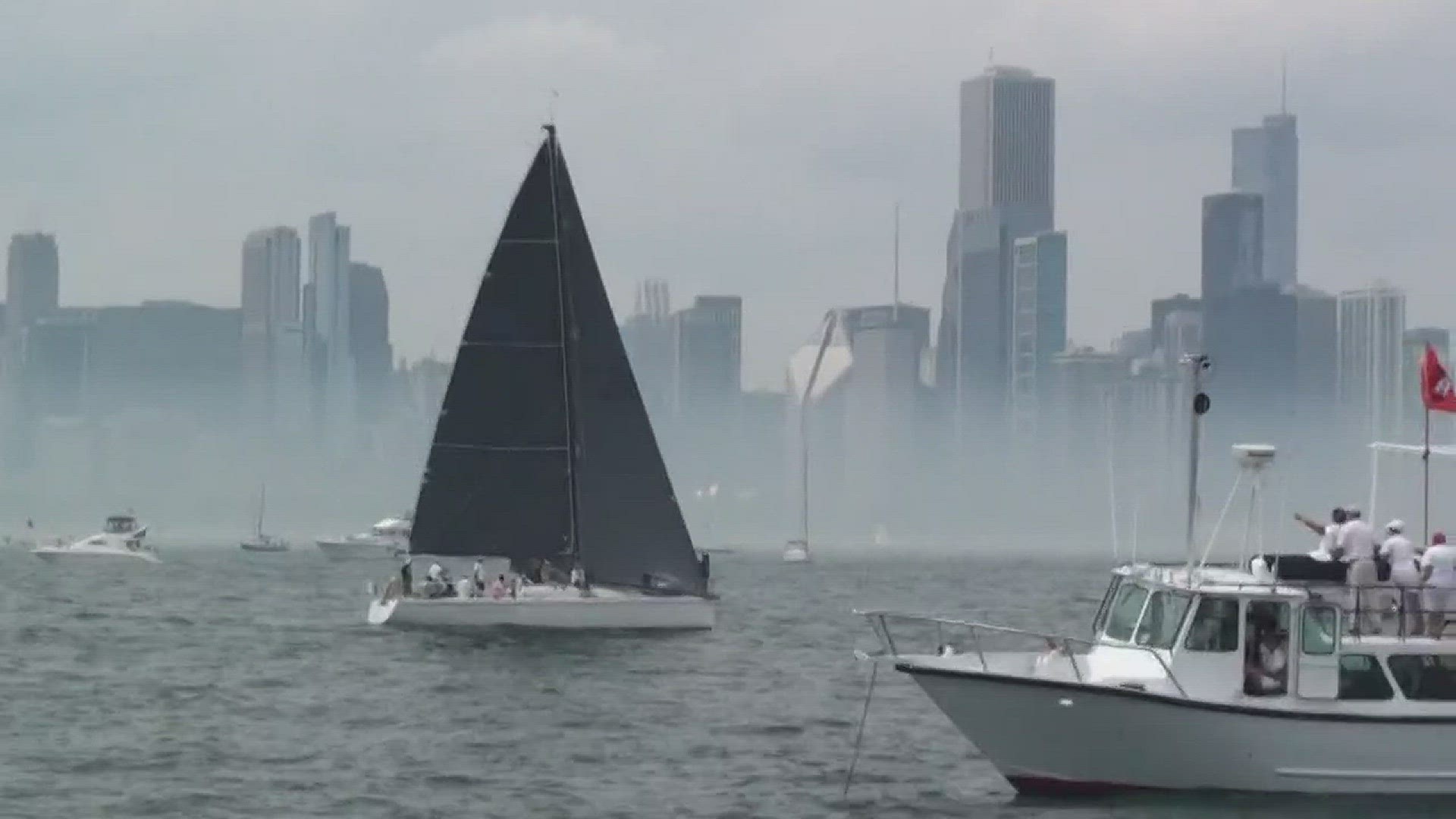 Rough weather forces boats out of Chicago to Mackinac race