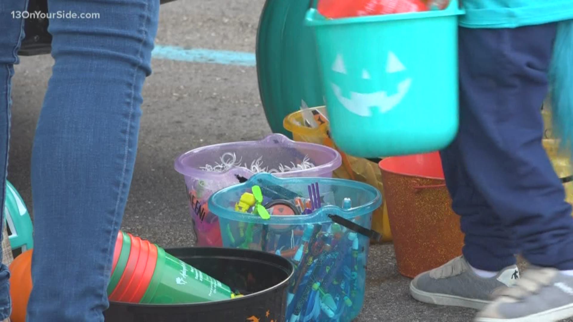 The first annual Teal Pumpkin Trunk or Treat supports the Teal Pumpkin Project, which raises awareness for food allergies during Halloween.