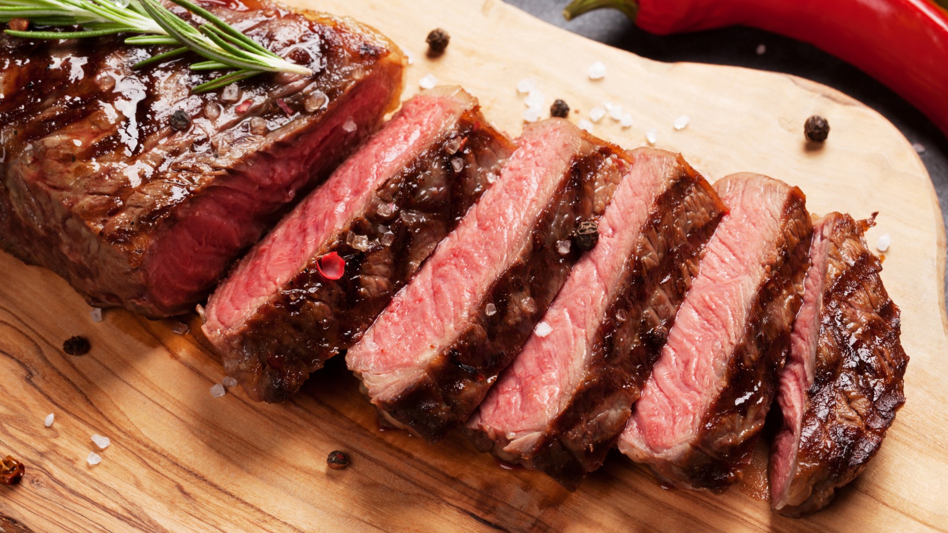 Chef Char Morse joins 13 ON YOUR SIDE at Noon with a deliciously, tender sous vide steak.