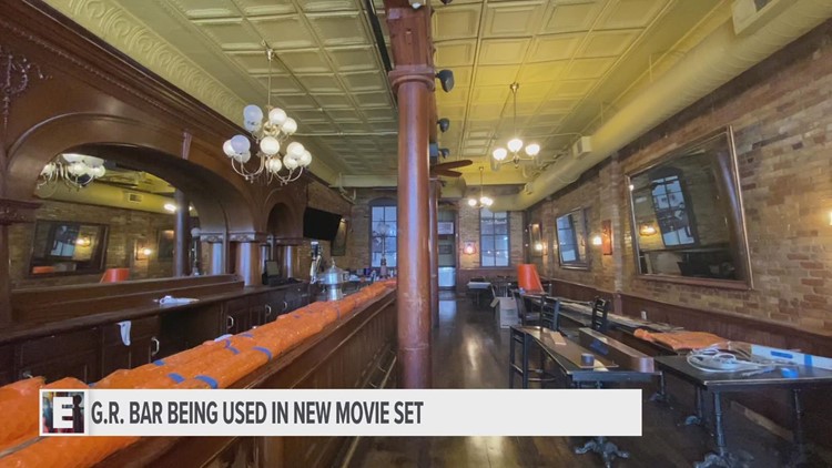 Former J. Gardella's building to be new French-style restaurant, parts of bar sold to movie set