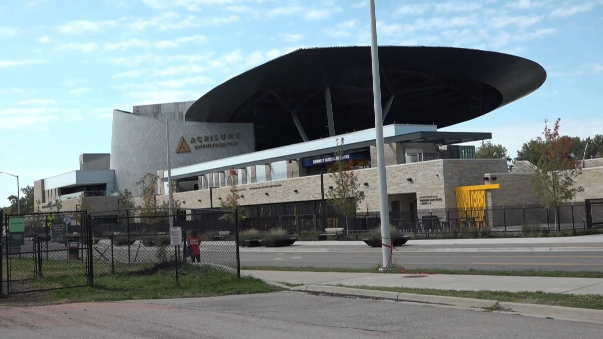 Grand Rapids considers extending Acrisure Amphitheater's noise ...