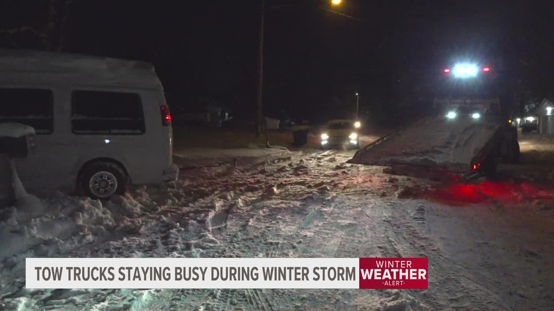 tow-trucks-stay-busy-during-winter-storm-wzzm13