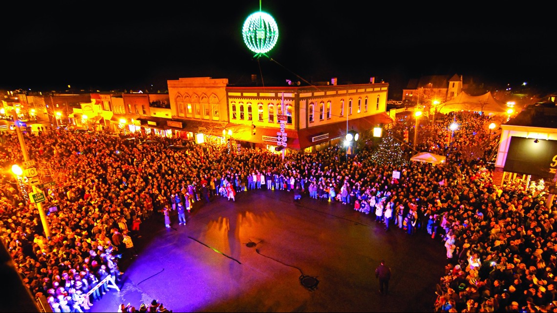 Wondering what to do in West Michigan for New Year's Eve? Check out our list!