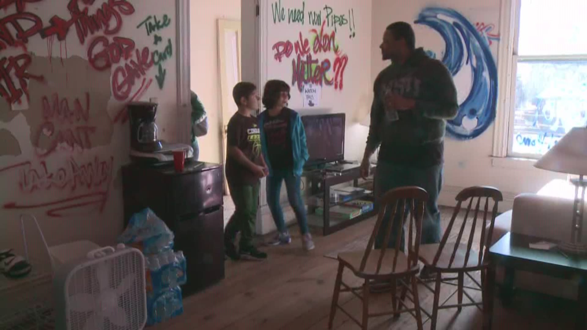 ArtPrize visitors jam Grand Rapids