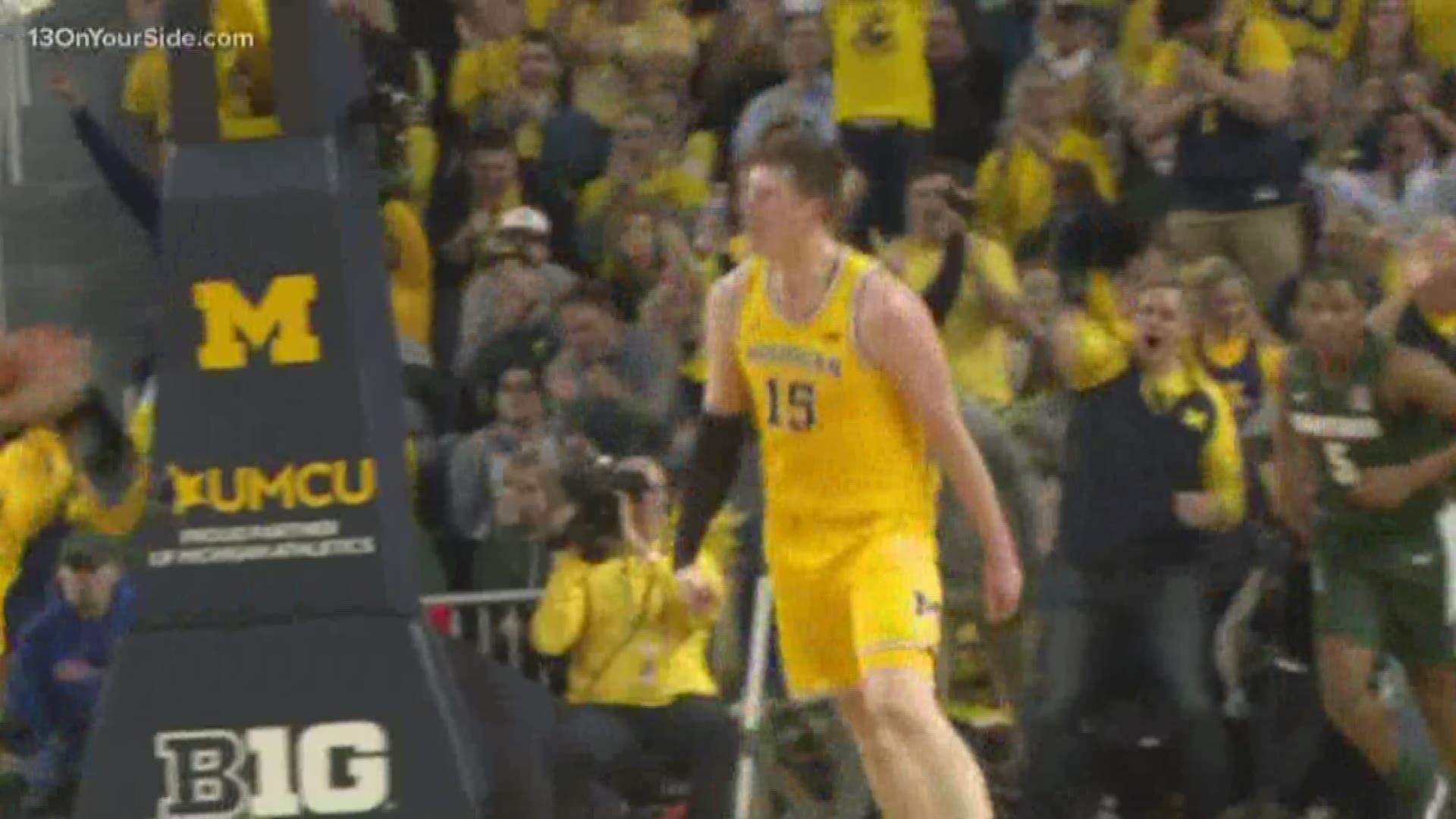 Juwan Howard gets his first coaching win over the Spartans as Michigan takes it 77-68.