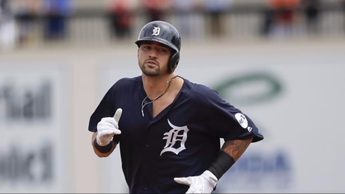 Tigers trade Greene, Castellanos at deadline