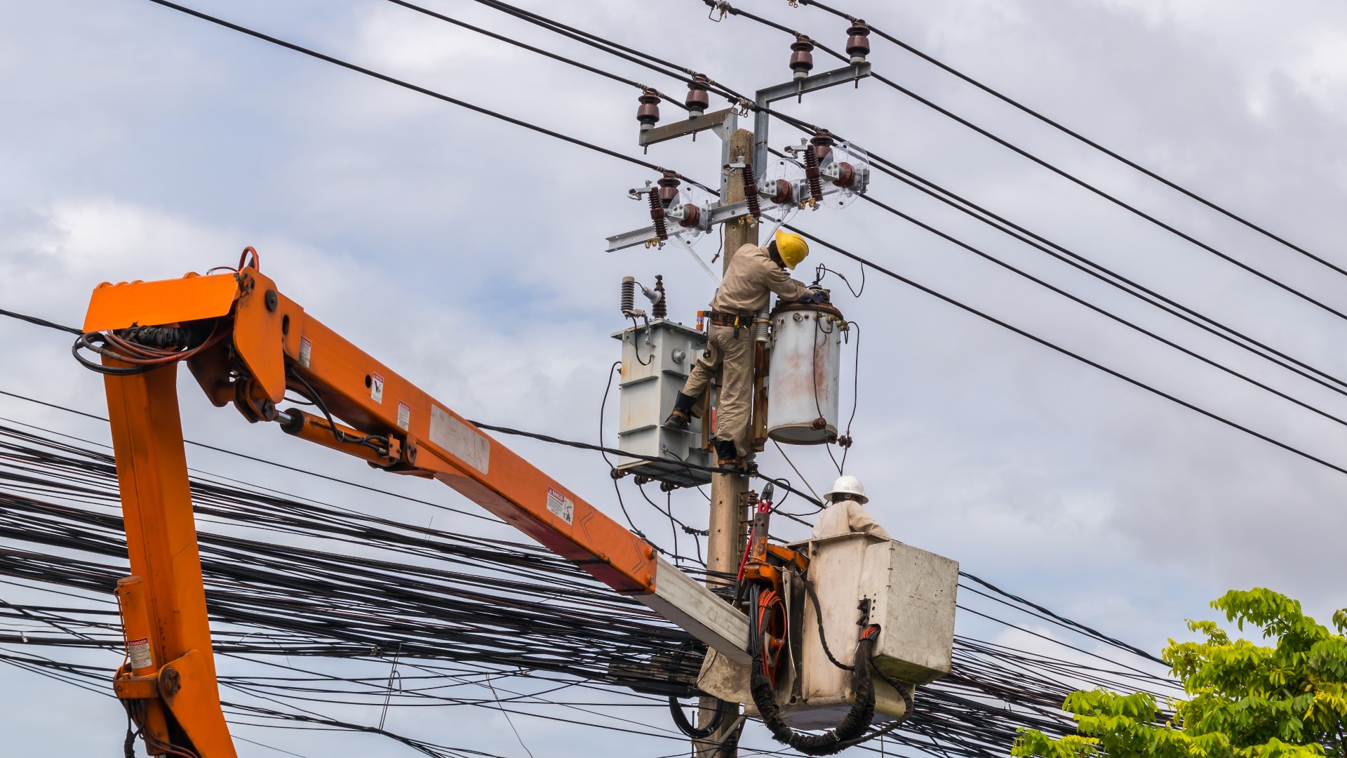 Over 600 power crews are still working to restore power in southern Michigan. They plan to move to the northern portion of the state later this week.