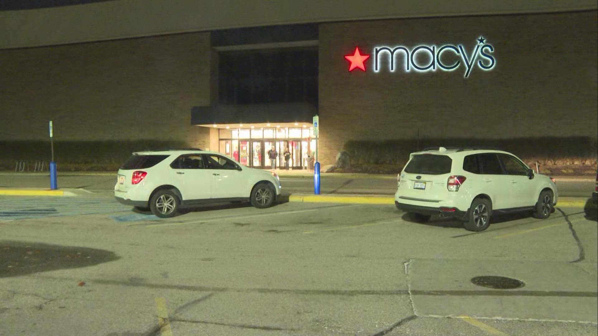 Shoppers across West Michigan are running to the stores early this morning, hoping to snag the best deals on Black Friday.