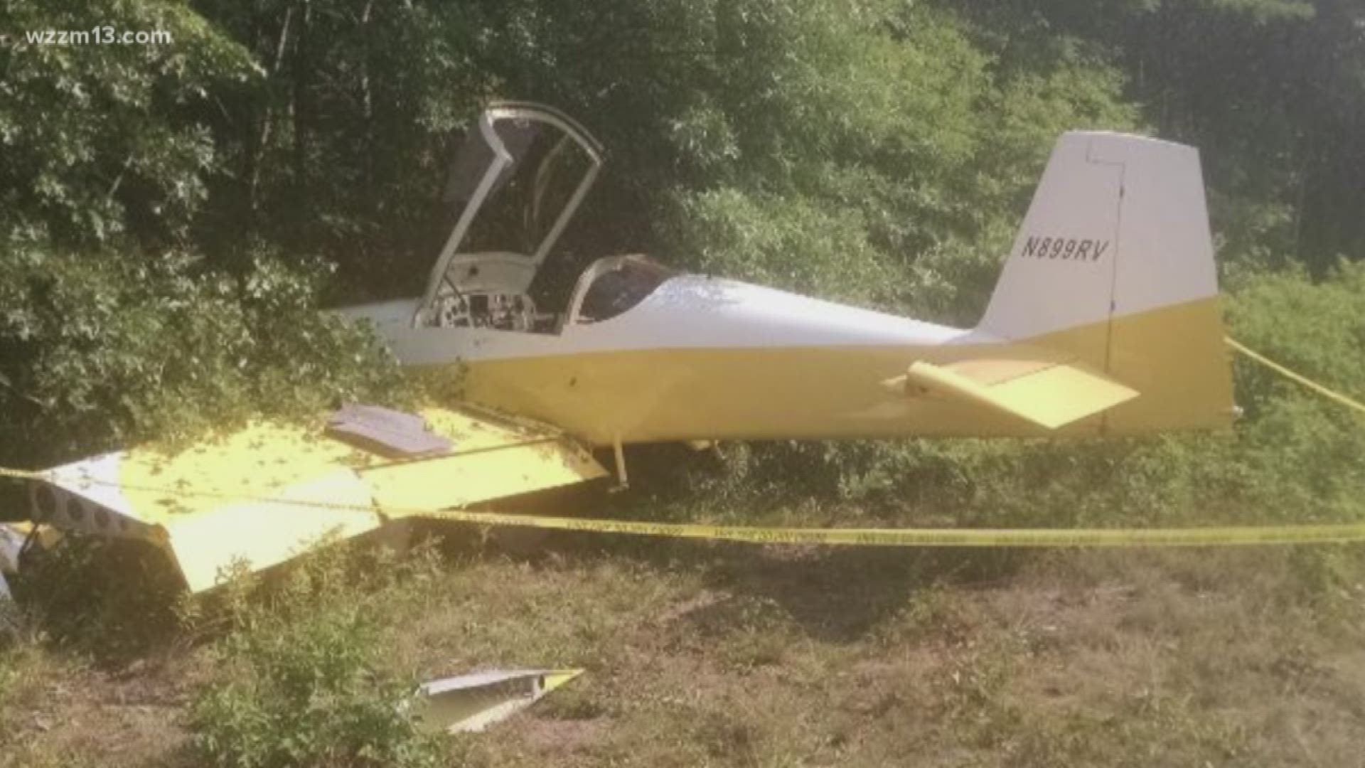 Plane crashes in woods in Holland Township