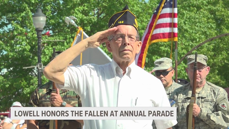 Lowell honors the fallen at annual parade