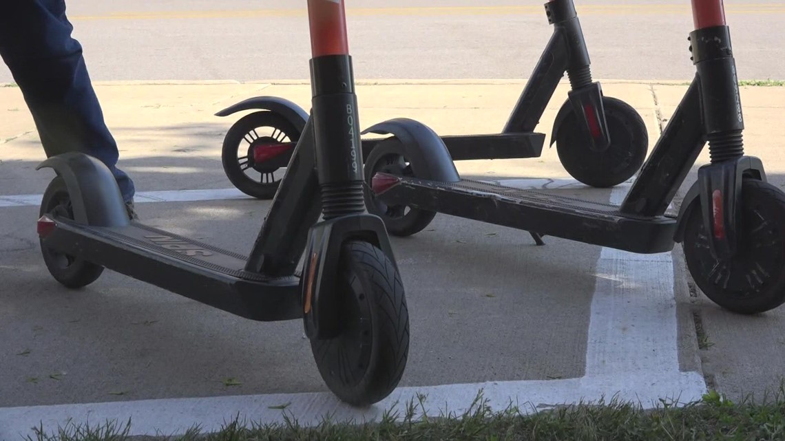 Muskegon city commissioners delay decision on downtown scooters - Vimarsana News