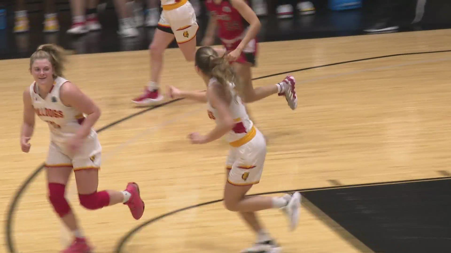 #3 Ferris State wins first NCAA Tournament game in 12 years 75-53 over # 6 Lewis.