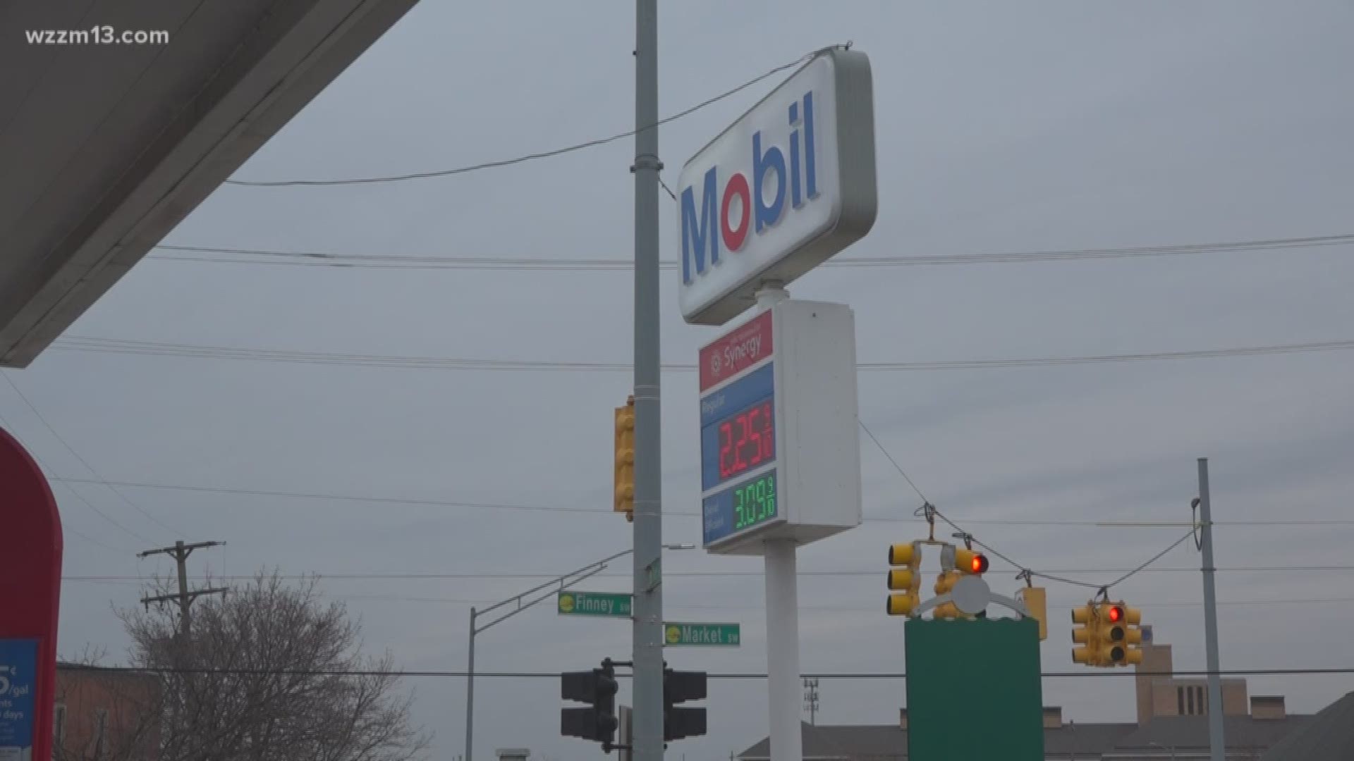 Four teens arrested in gas station robbery