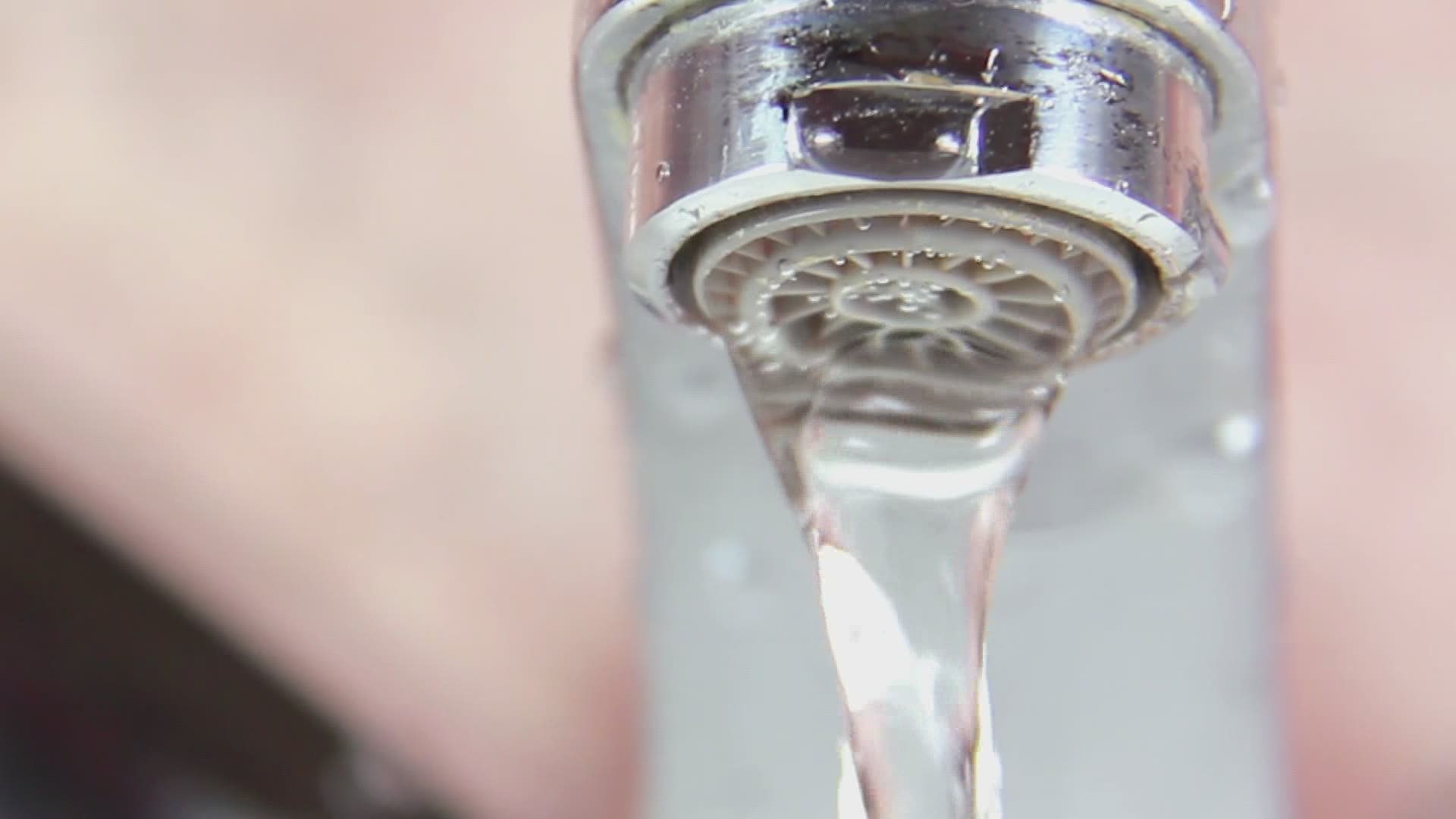 People in one west side neighborhood are voicing concerns about the taste of their tap water.