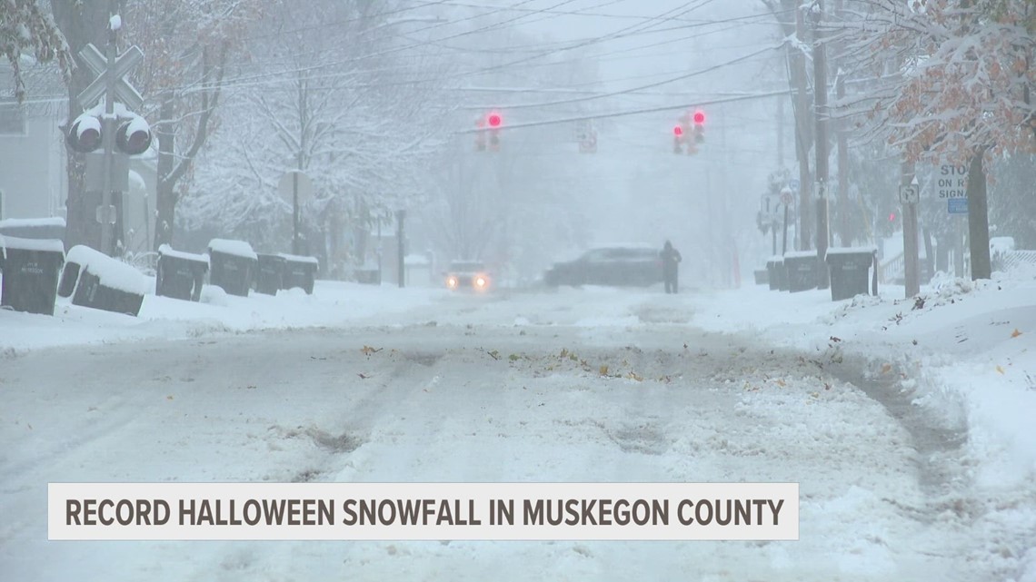 Record Halloween snowfall in Muskegon County