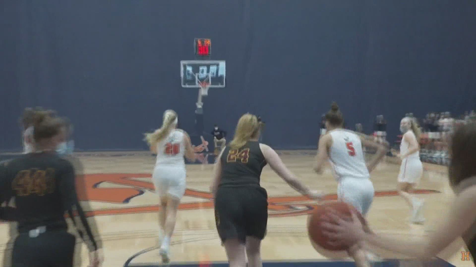 Hope completes the sweep in the big game this weekend, as the women beat Calvin, 74-58.