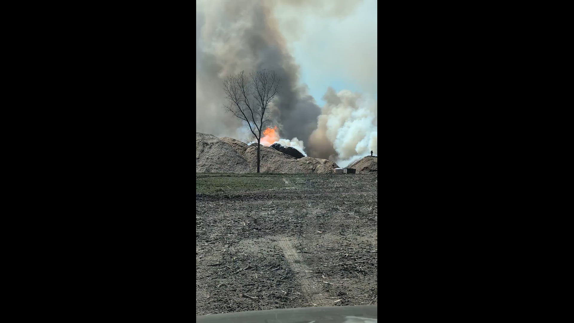 Fire at Michigan wood fiber
Credit: Joe Nies