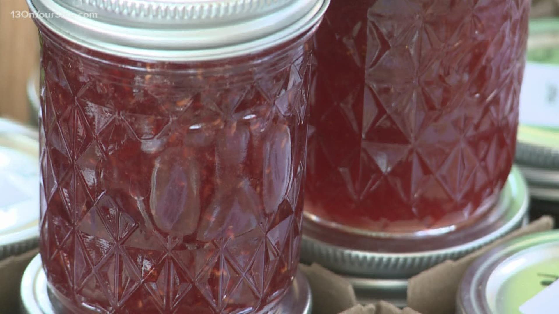 If you're looking for a way to stretch out the flavors of summer, it's easier than you think. 13 On Your Side's Kirk Montgomery took a trip to the Muskegon Farmers Market to learn about canning fresh fruit. He was joined by dietitian Grace DeRocha from Blue Cross Blue Shield of Michigan.
