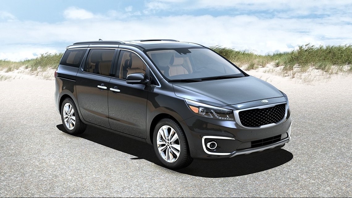 Kia recalls 106,000 Sedona minivans for slidingdoor problem