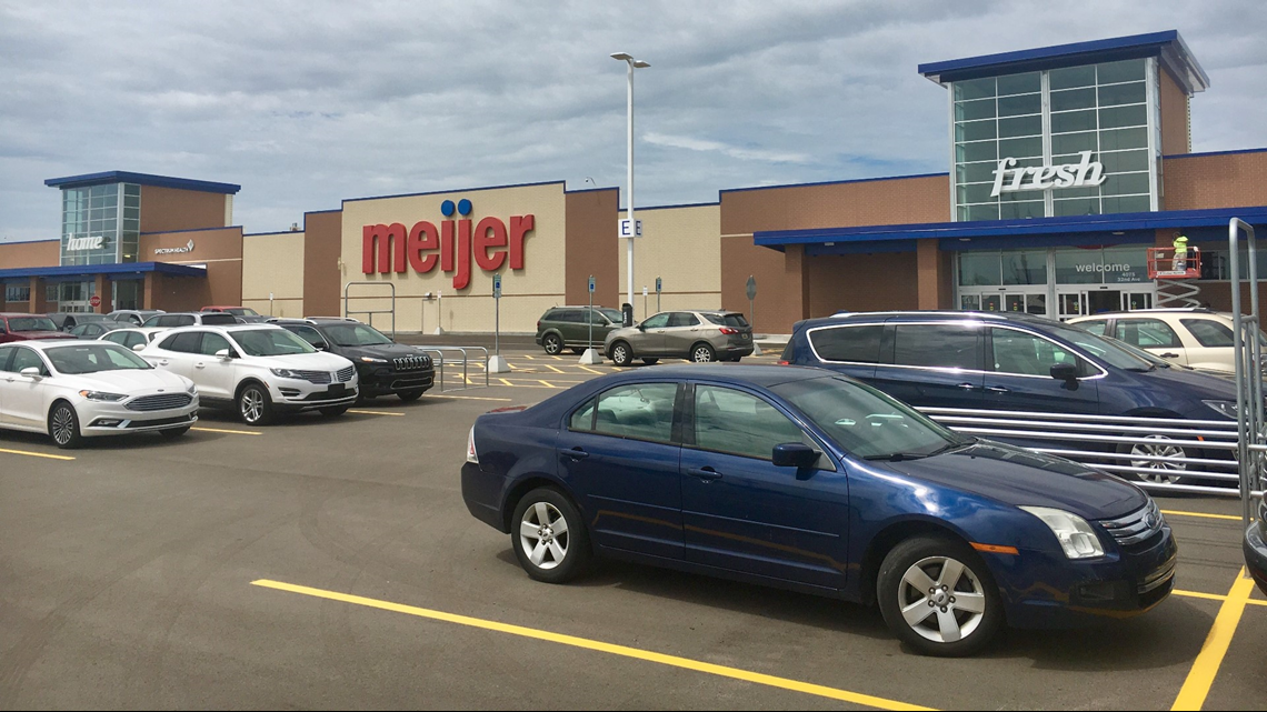 New Meijer opens for business near Hudsonville