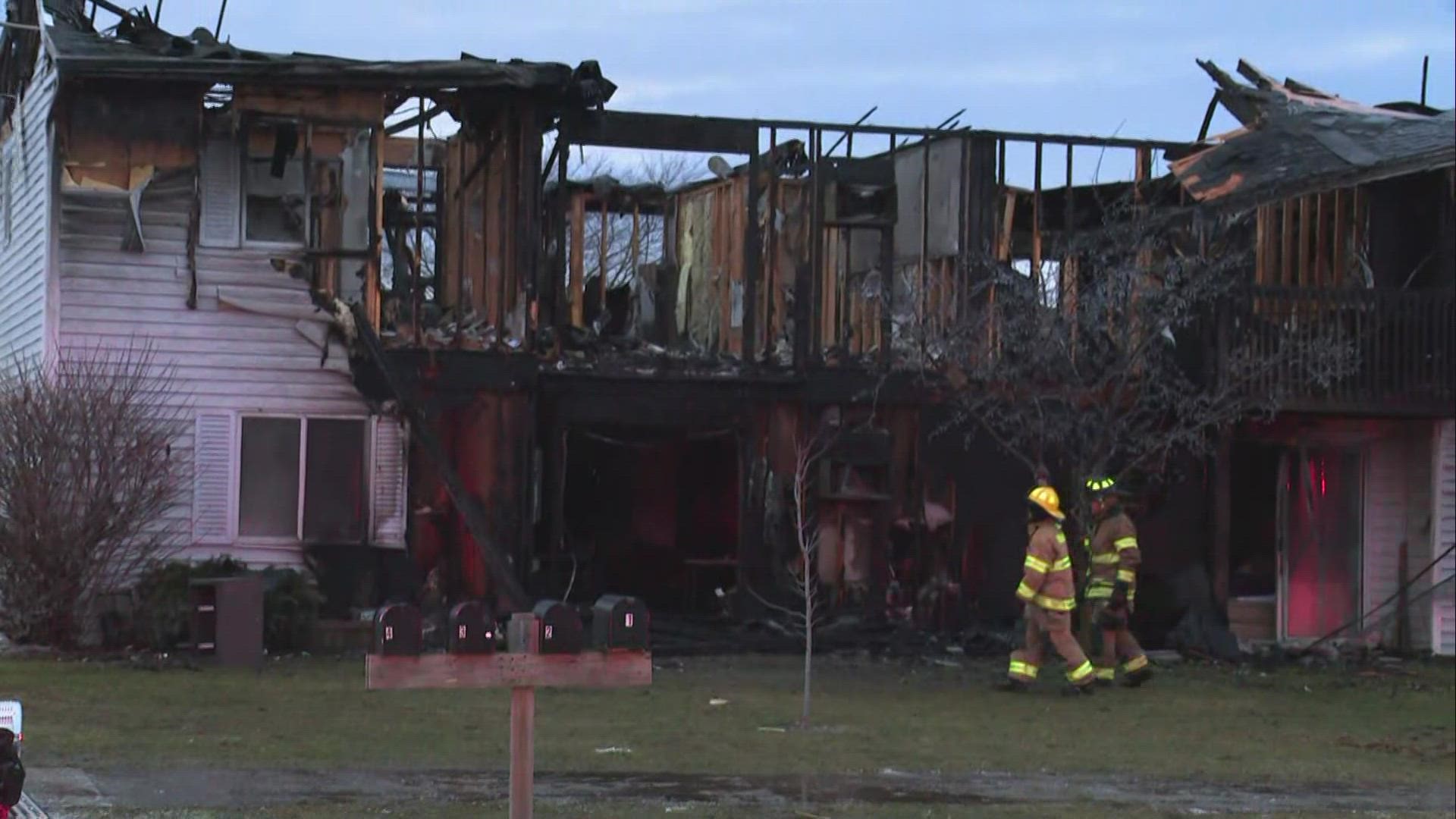 The Red Cross is assisting the ten residents who were displaced by the fire.