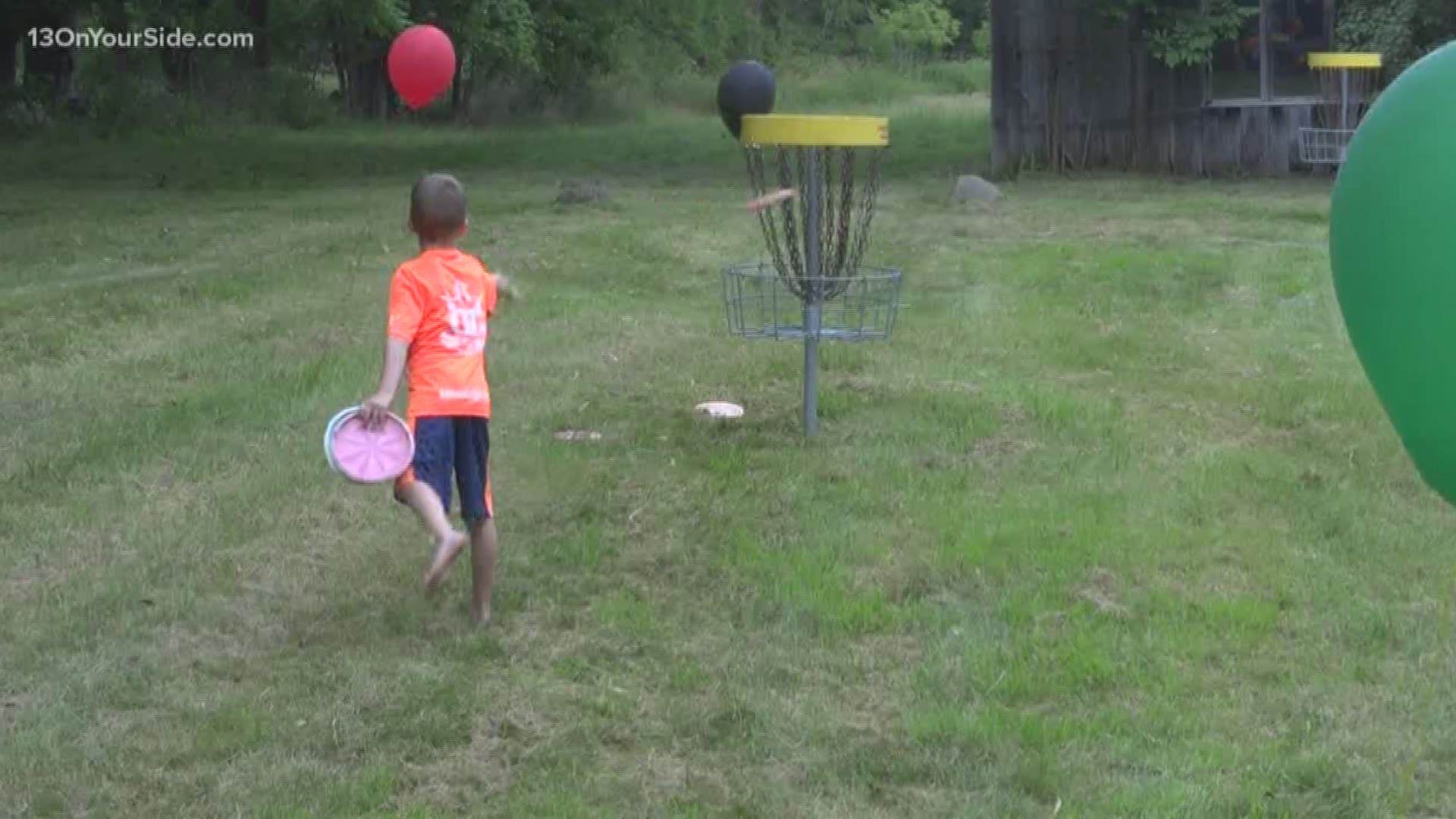 Grand Rapids boy is a disc golf world champion