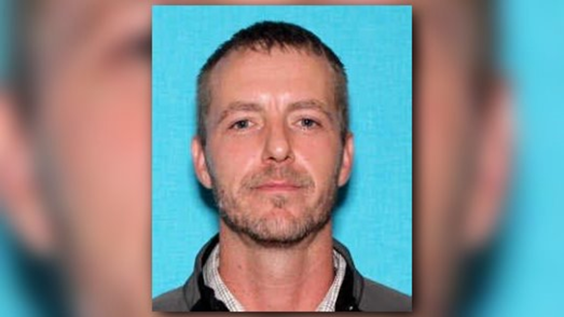 Homicide suspect wanted by Van Buren County Sheriff's Office
