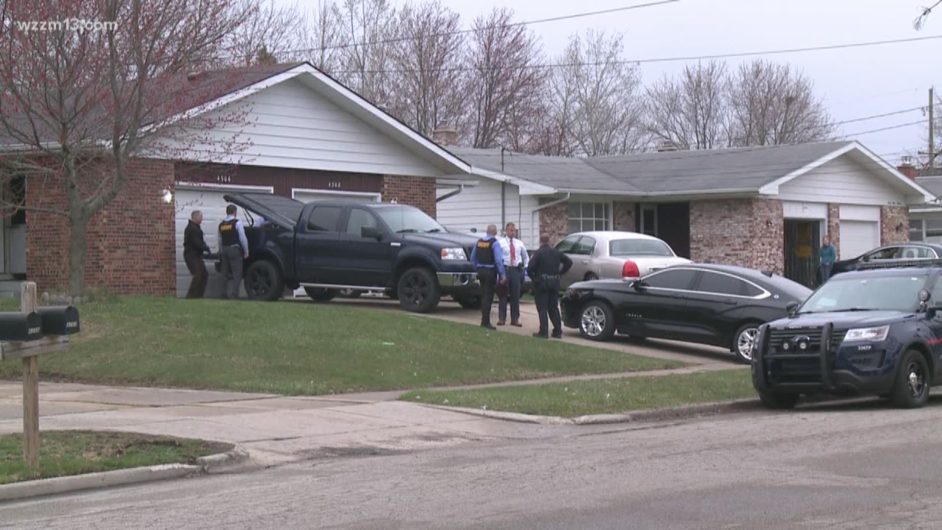 Standoff in Grand Rapids ends peacefully