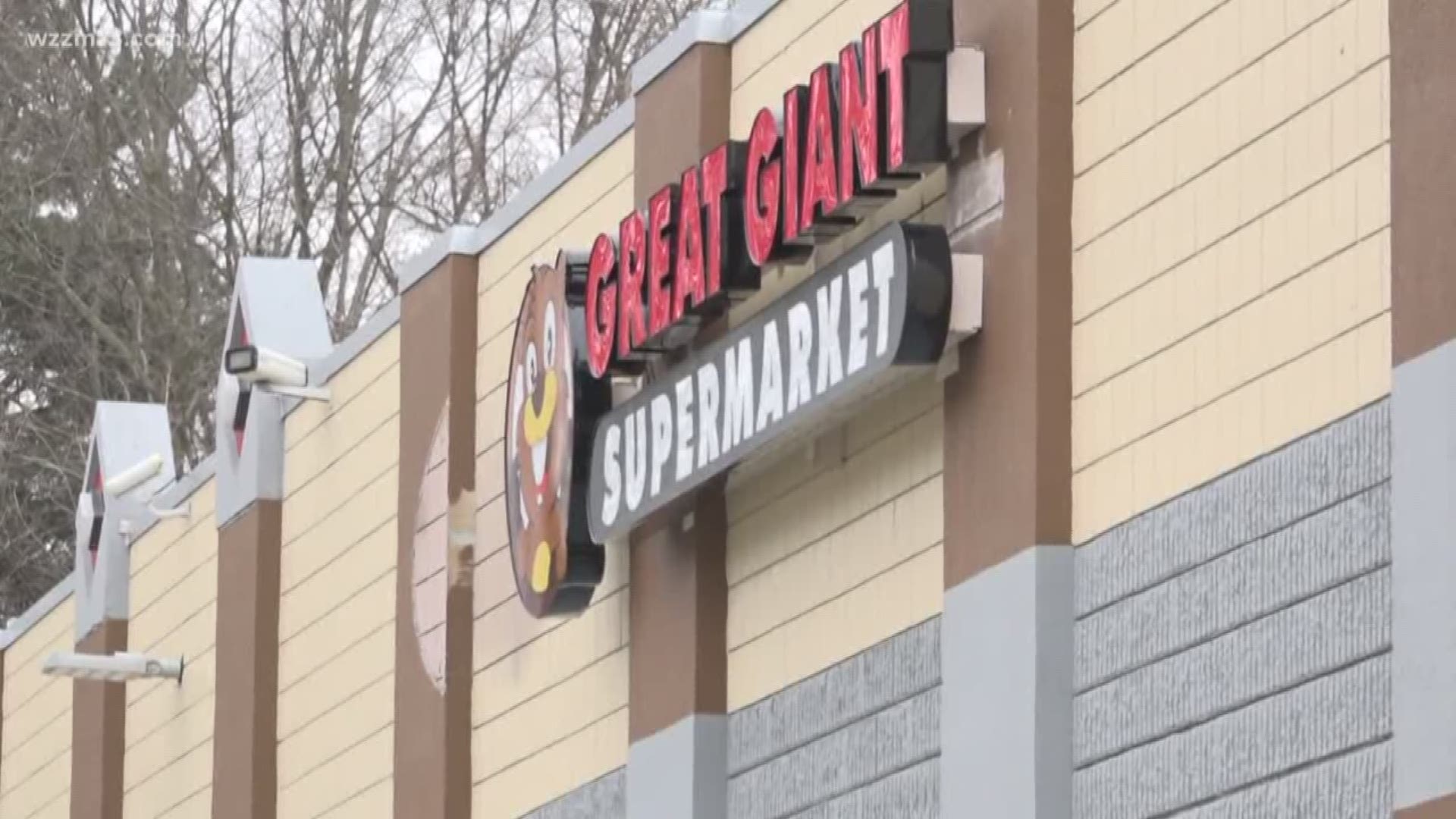Great giant market reopens