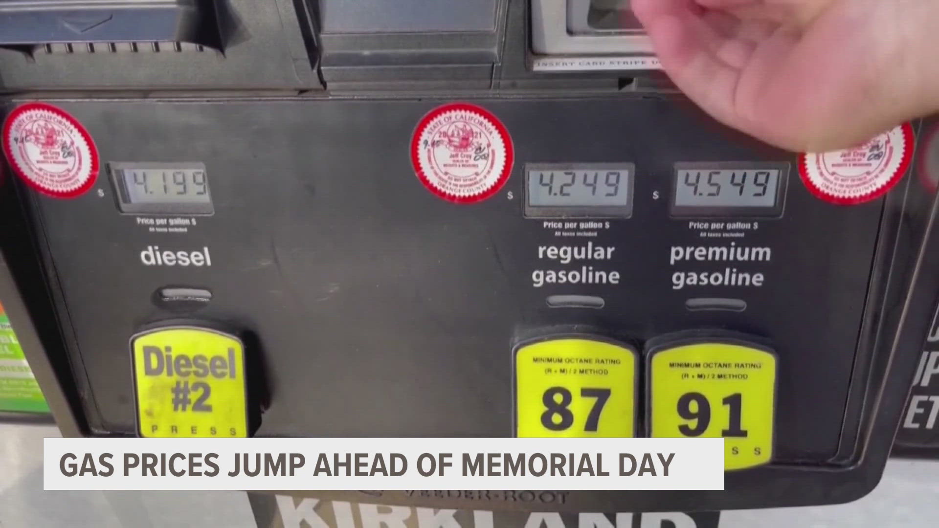 Drivers not only have to contend with construction and traffic this weekend, but rising gas prices.