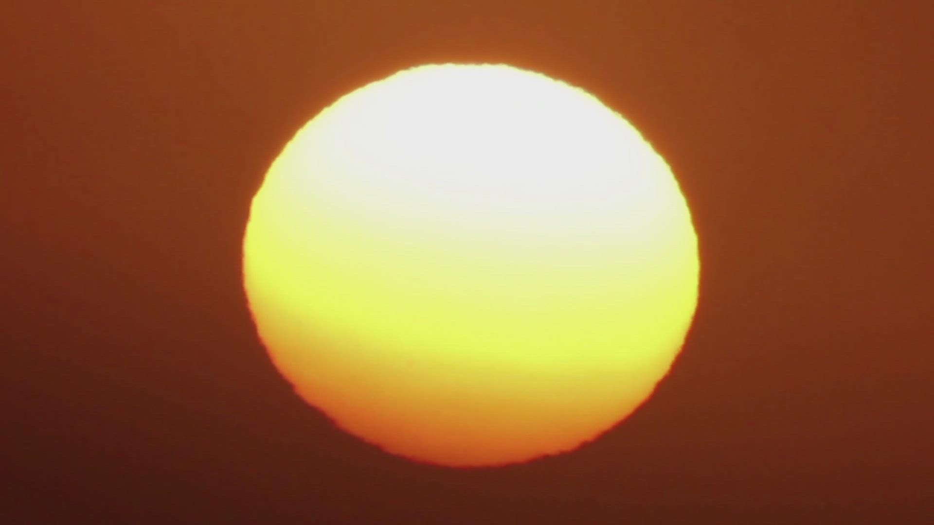 This is the most-awesome video of heat and sun.