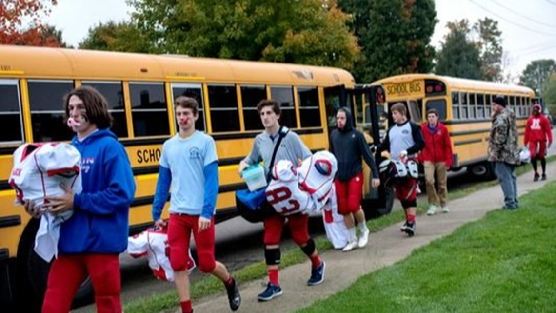 Football: Mason's Gary Houghton named Detroit Lions coach of week