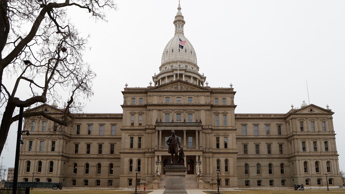 Michigan Legislature Returns To Session To Address COVID-19 | Wzzm13.com