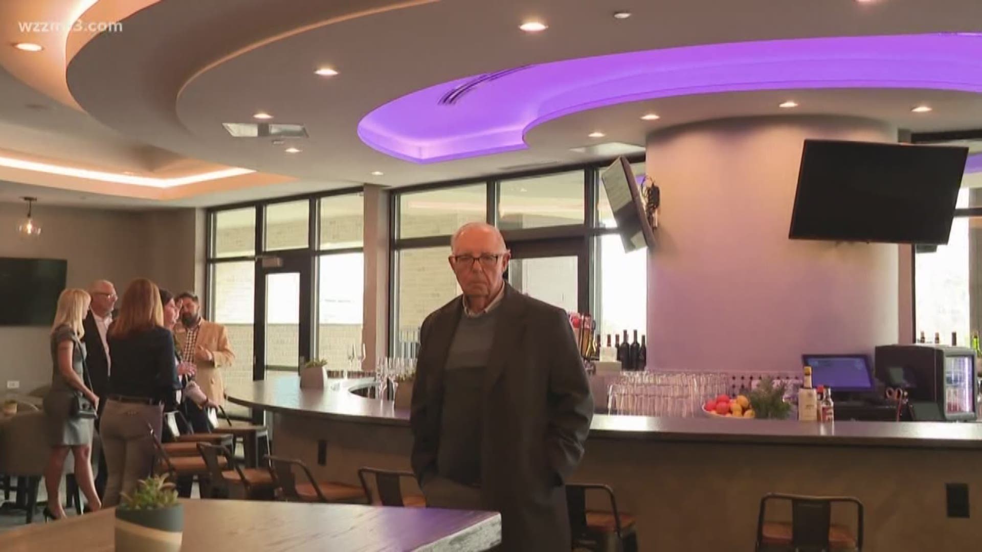 Grand Rapids has a new restaurant and hotel near the downtown area.

Embassy Suites and Big E's Sports Grill hosted a ribbon cutting ceremony Thursday morning on Monroe Avenue across from Sixth Street Park.