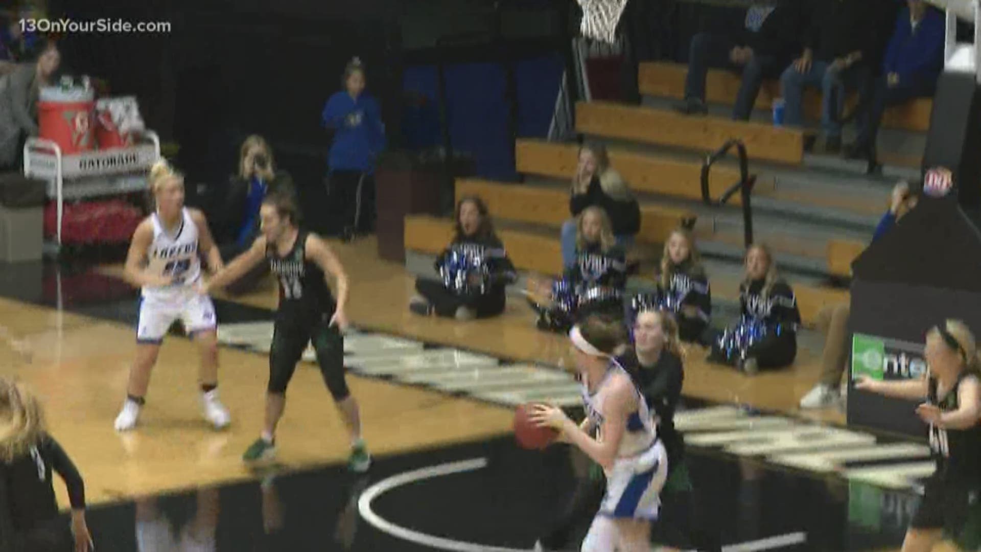 The Laker women's basketball team looked to stay perfect Thursday night against Parkside.
