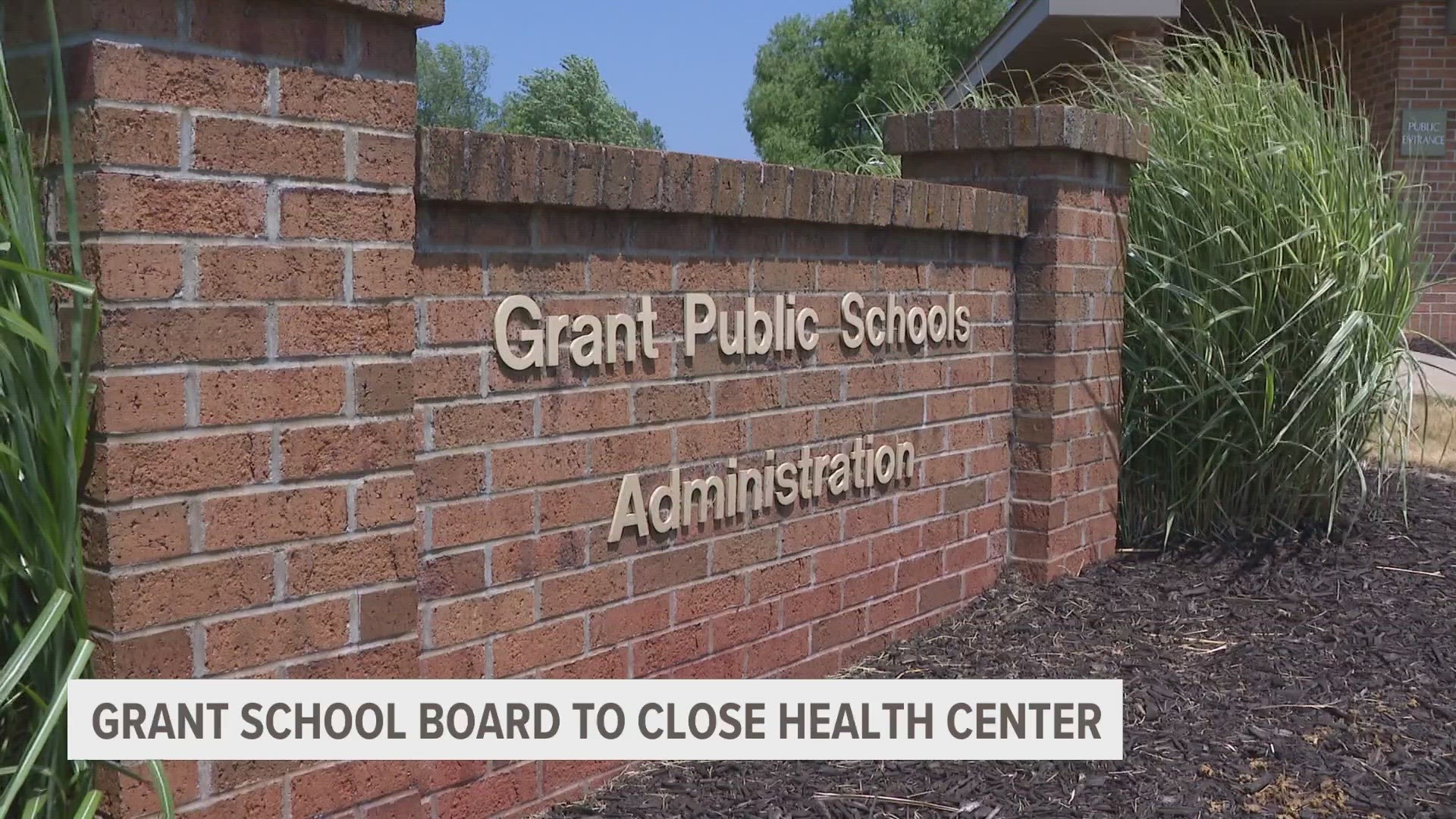 In a special session, the Grant School Board approved a resolution to close the Child and Adolescent Health Center in Grant Middle School