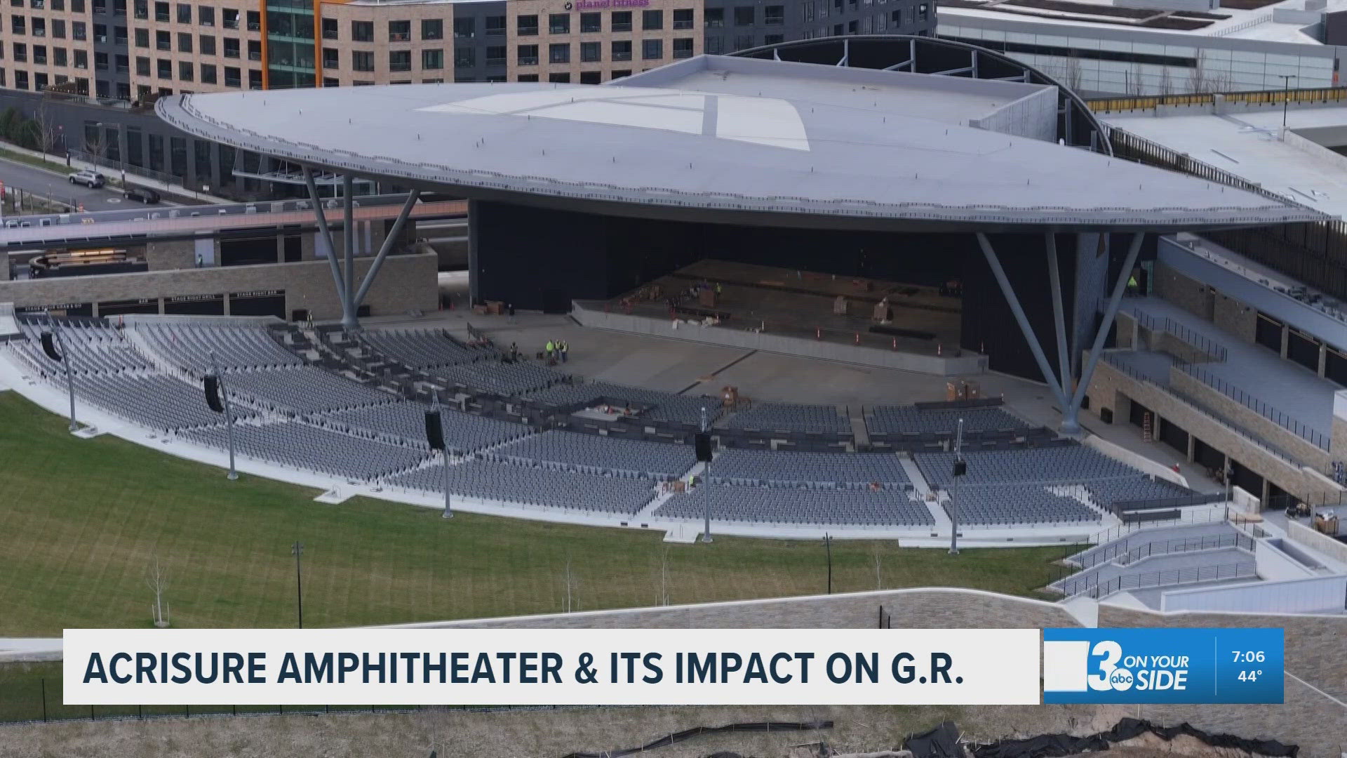 Acrisure Amphitheater kicks off inaugural season Friday: What to know