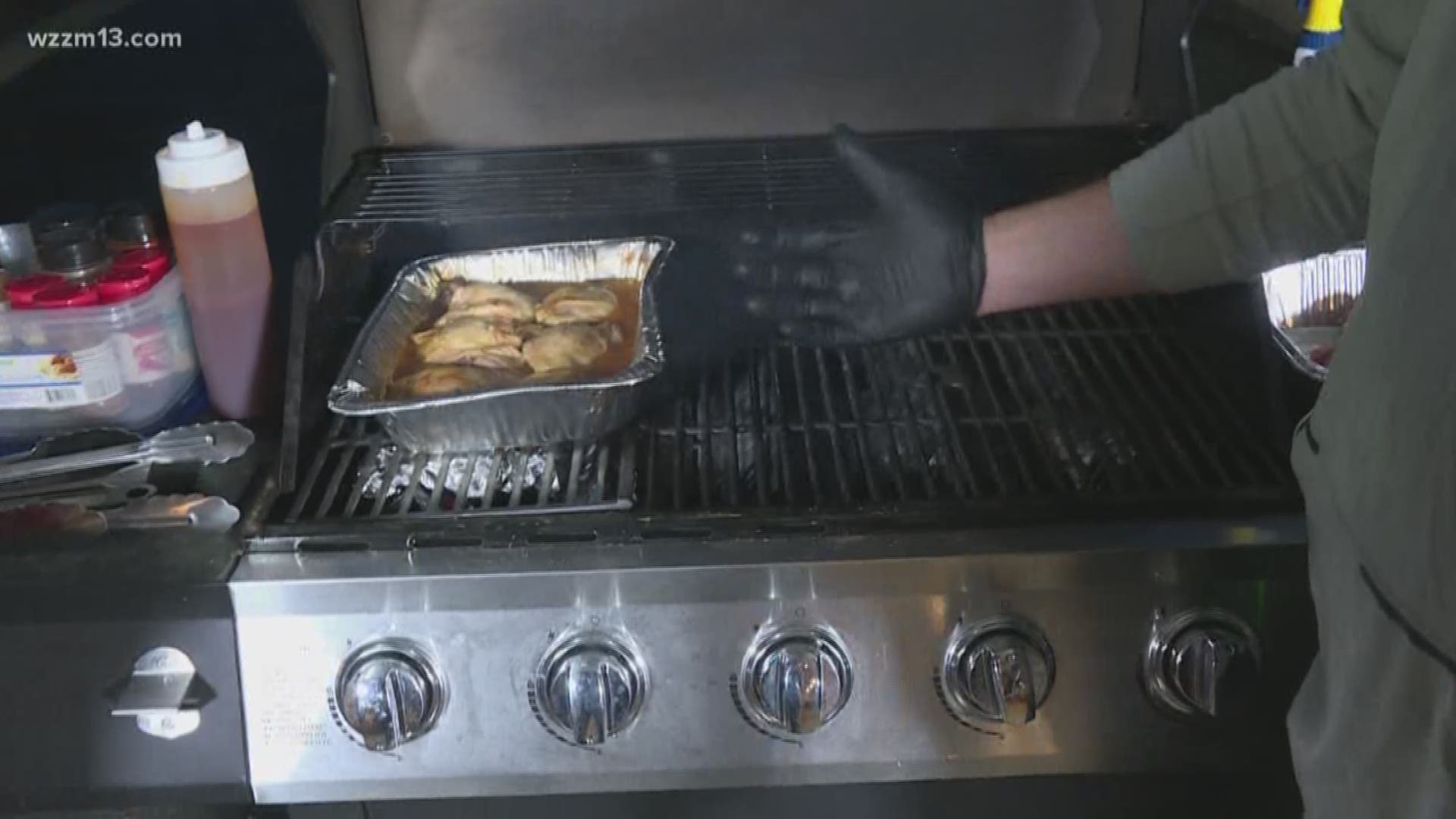 Memorial Day weekend is the perfect time to break out the grill, but if you're unsure of where to start -- no worries! 13 ON YOUR SIDE's Angela Cunningham gets the lowdown from Pit Stop Catering Matt Smith.